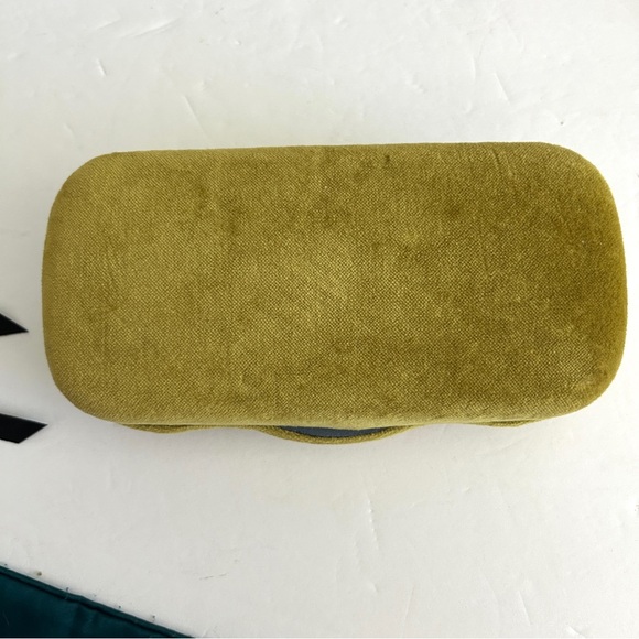 Gucci Velvet Sunglasses Case with Drawstring glasses bag main image 7